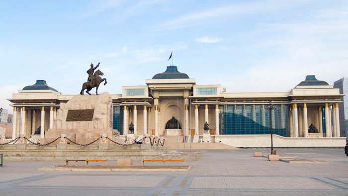 Mongolia: Financial Regulatory Commission appoints new chairman