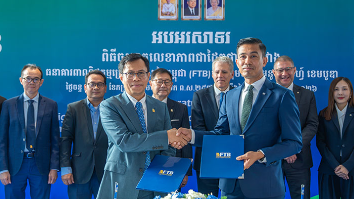 Manulife Cambodia and FTB expand into exclusive bancassurance partnership