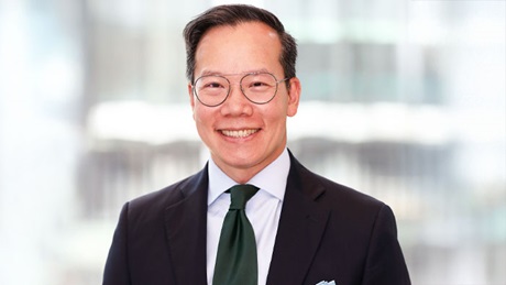 Magazine article aboutInsurers-shift-to-private-markets 